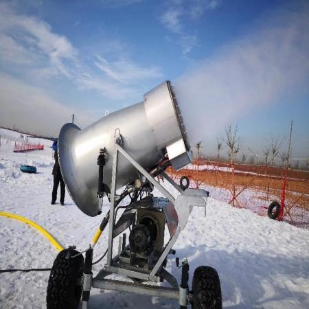 多功能造雪机