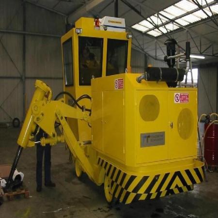 分层断裂铝铸造多功能车